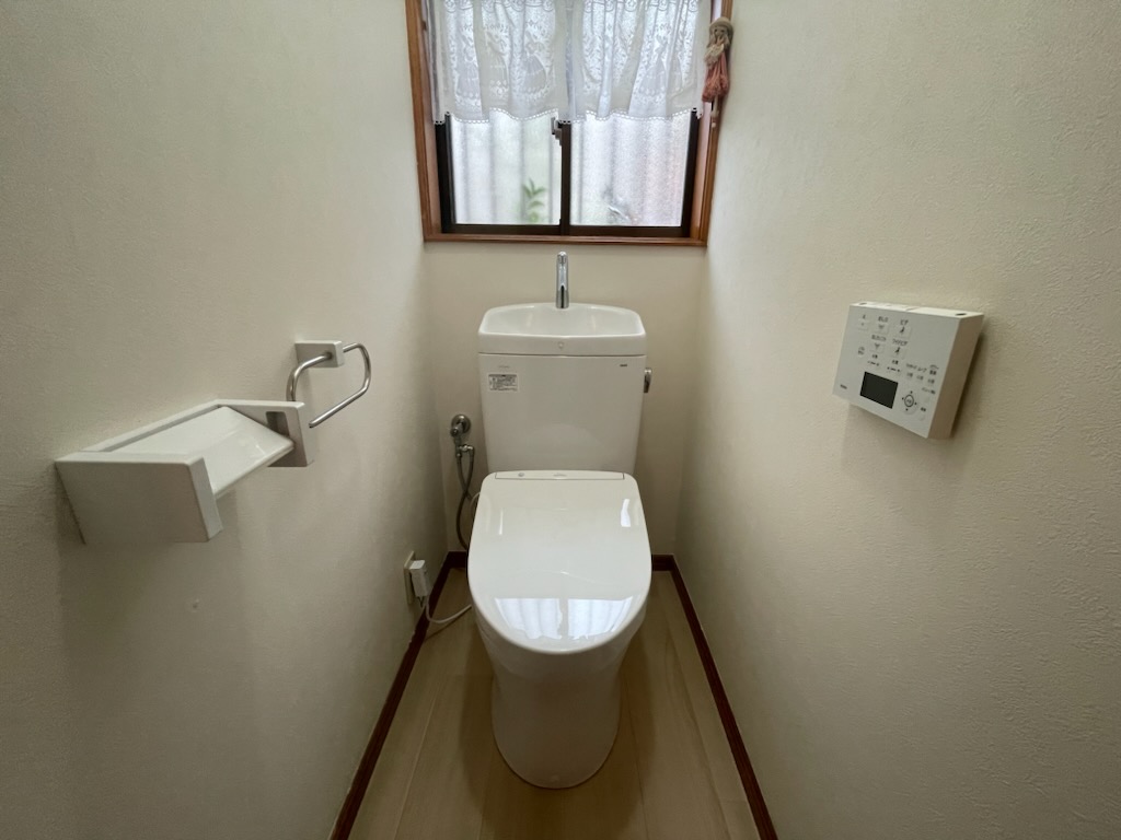 「古いトイレを、新しい快適空間へ。」